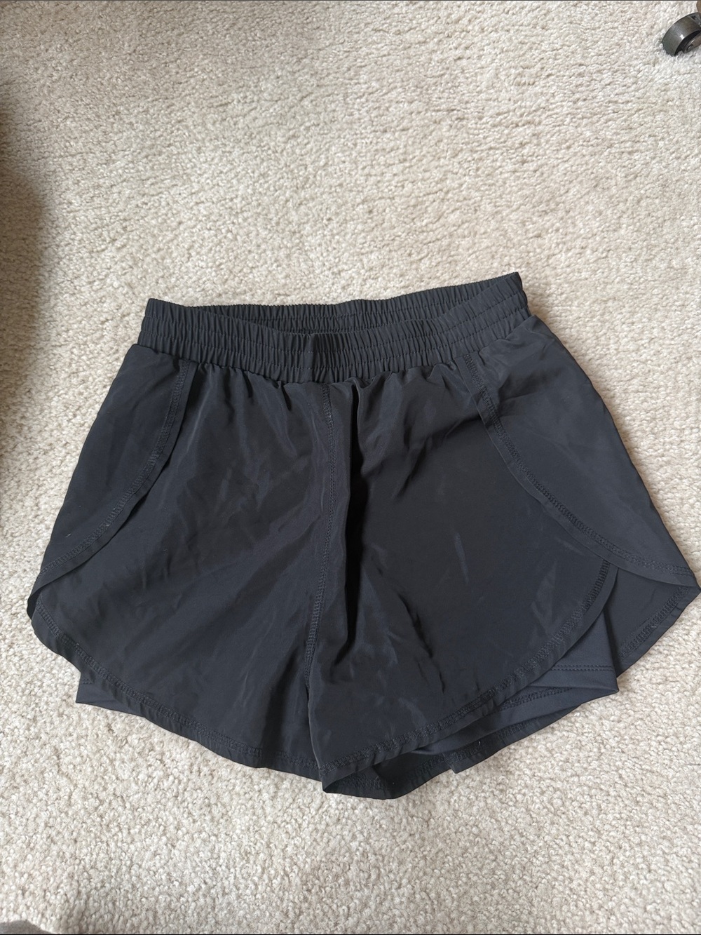 Year of Ours Women’s Black Athletic Shorts with Elastic Waistband